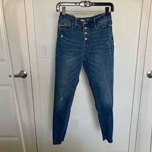 Old Navy Rockstar Ankle Crop Jean Size 4